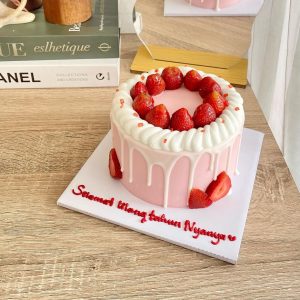 Bánh Kem Dâu Tây| DT0004